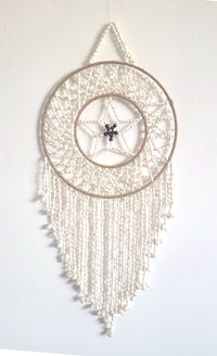 Handmade Shell Dreamcatcher Wall Hanging: A Boho-Chic Dream Guardian 🌙