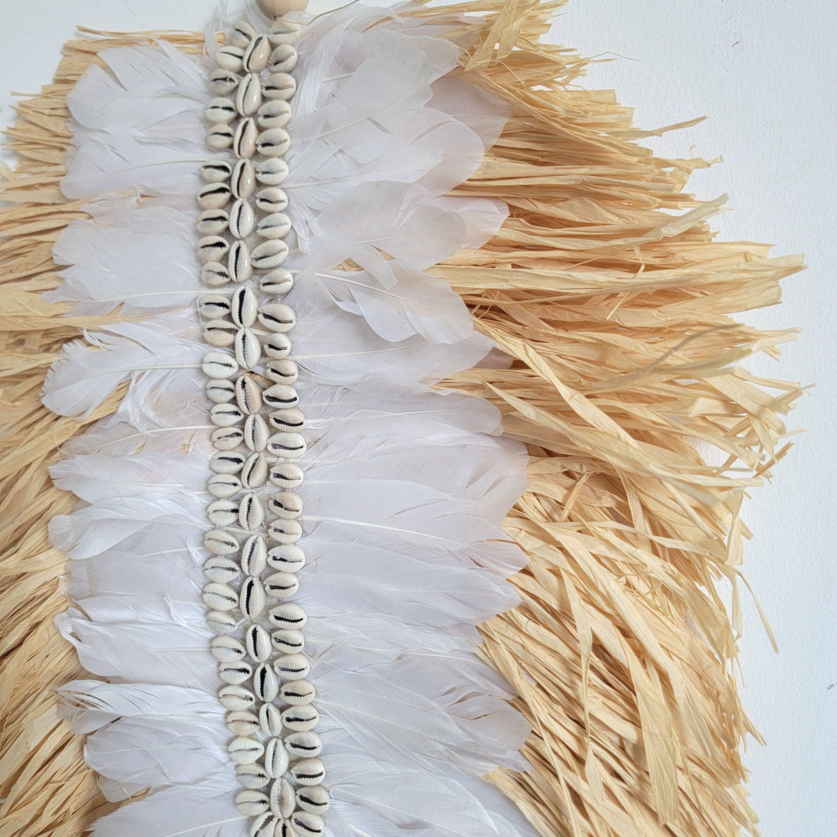 RAFFIA DECORATIONS, wall decoration, FEATHER LEAF SHAPE, JUJU HAT BOHO STYLE