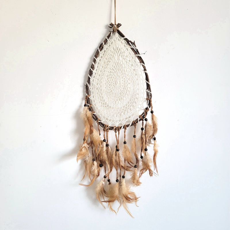 BOHO HOME DECORATION BOHO DREAMCATCHER WALL DECORATION  Drop shape with feathers-with branch, with crochet web