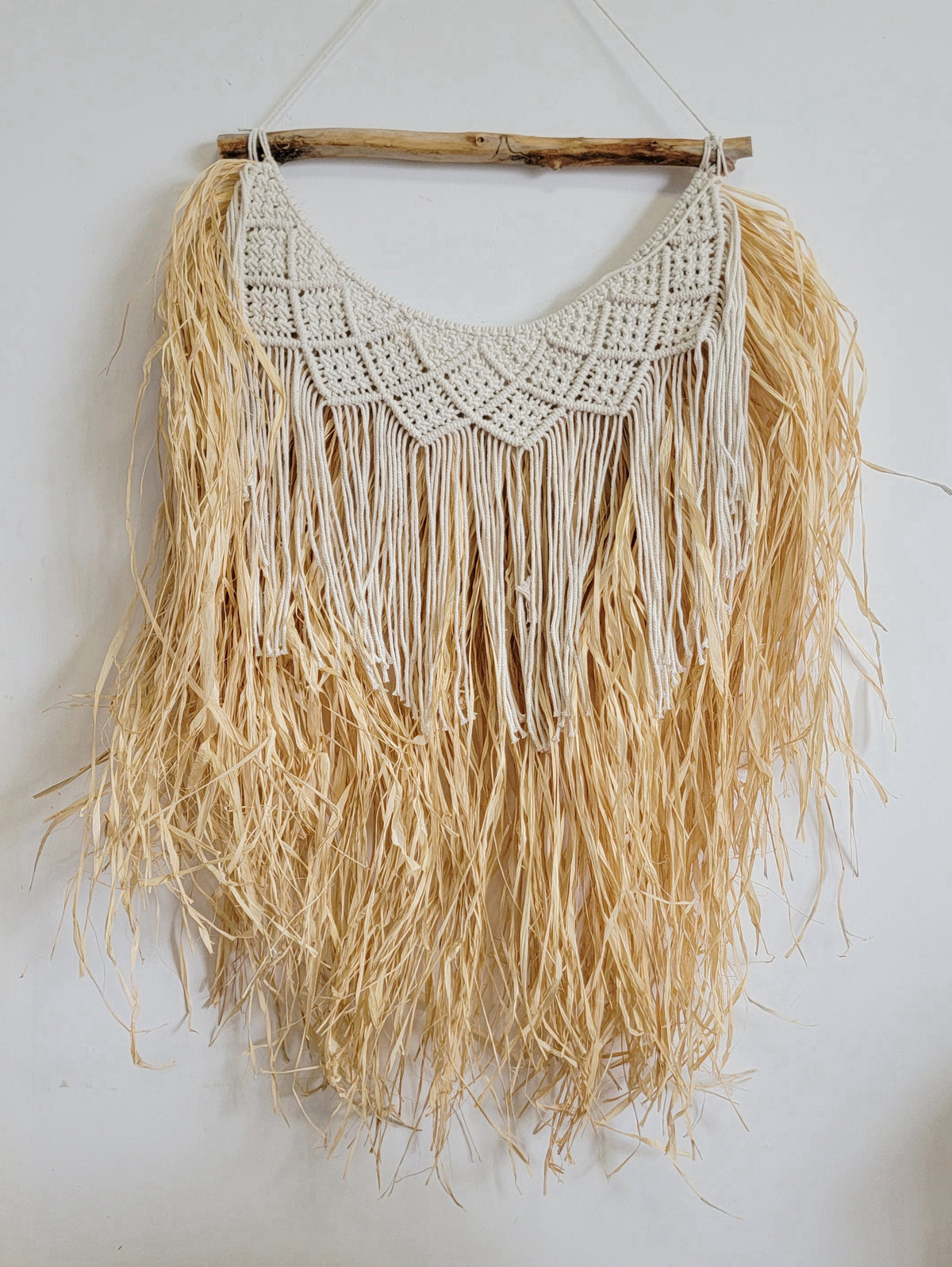 free shipping Handmade Boho Macrame Wall Hanging with Natural Raffia Fringe