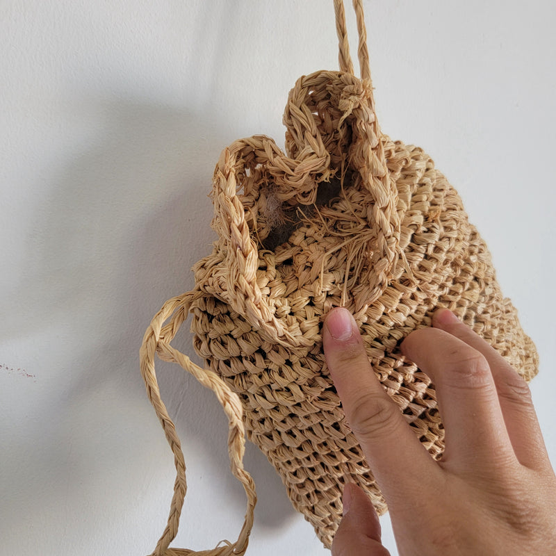 Handwoven Drawstring Storage Pouch  Natural Fiber Eco-Friendly Organizer Bag for Essentials & Jewelry RAFFIA-Drawstring Storage Bag