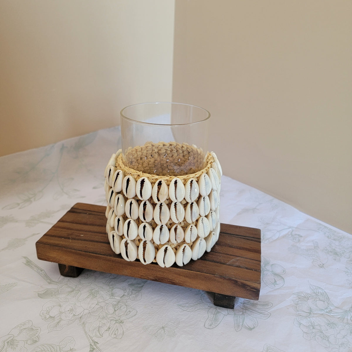 HANDWEAVING AND SHELLS with  CANDLE HOLDER WITH GRASS candle cup RAFFIA CROCHET