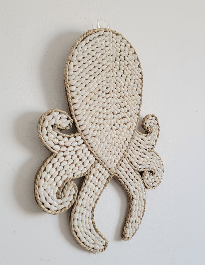 FREE SHIPPING SHELL DECORATIONS-SEA SHELLS-ROOM DECORATION-BOHO HANGING-octopuse SHAPE