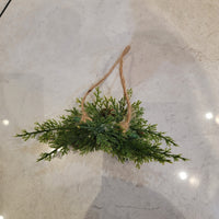 free shipping Christmas Pinecone & Red Berry Garland - Festive Wall Decor winter hanging ornament 4pcs/pack