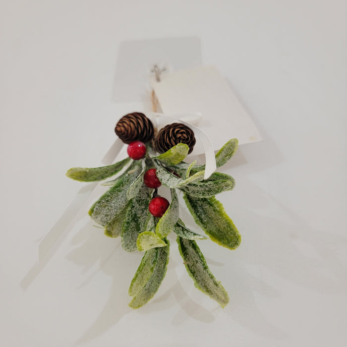 Christmas Pinecone & Red Berry Garland - Festive Wall Decor winter hanging ornament 4pcs/pack
