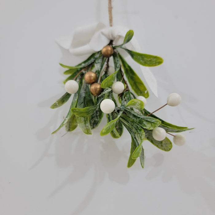 Christmas Pinecone & Red Berry Garland - Festive Wall Decor winter hanging ornament 4pcs/pack