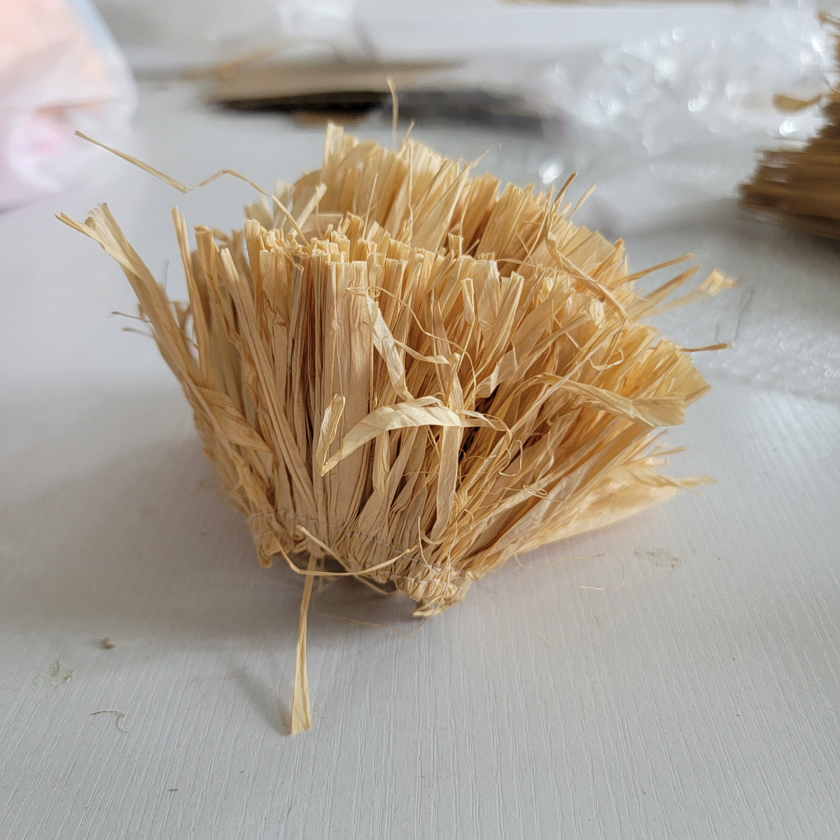 Natural Raffia Straw Tassel Grass Trim Garland Ornament for Wedding Party Living Room Bedroom - Background Decorations