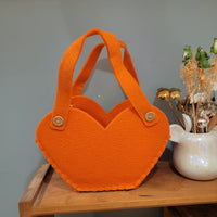 Cute Heart-Shaped Non-Woven Fabric Storage Handbag - Adorable Portable Organizer for Small Essentials