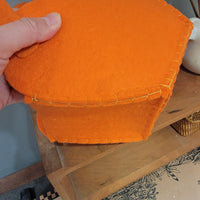 Cute Heart-Shaped Non-Woven Fabric Storage Handbag - Adorable Portable Organizer for Small Essentials