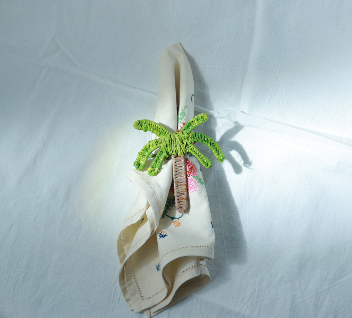 4pcs/packet Elevate Your Tabletop Hand-Braided Raffia Sunburst Tissue Ring Chic Handmade Boho Tissue Decor